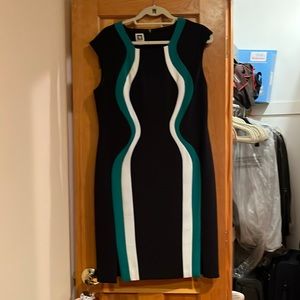 Women’s Anne Klein color block dress